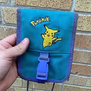 Vintage Y2K Nintendo Gameboy Color Pokémon Pikachu Carrying Case Blue